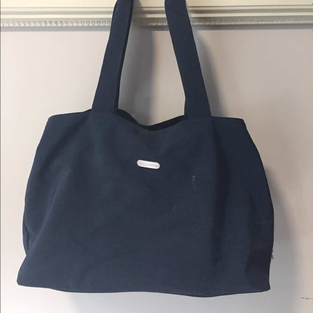 Navy travel tote